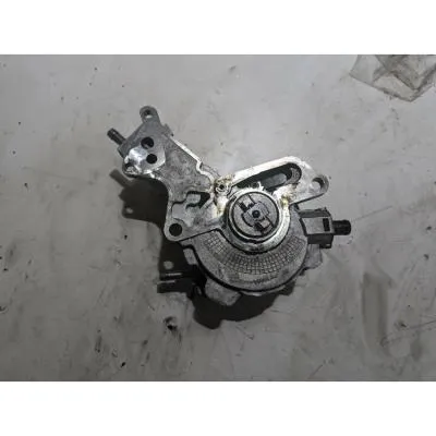 Volkswagen Transporter T5 2.5 TDI AXD Vakum Pompası 070145209J