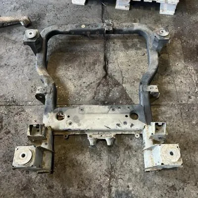 Transporter T5 2004-2010 Modellerine Uyumlu Çıkma Orijinal Alt Travers (Beşik)