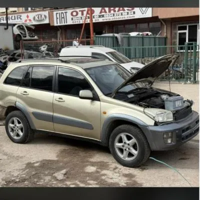 Toyota RAV4 Çıkma Orijinal Silindir Kapağı